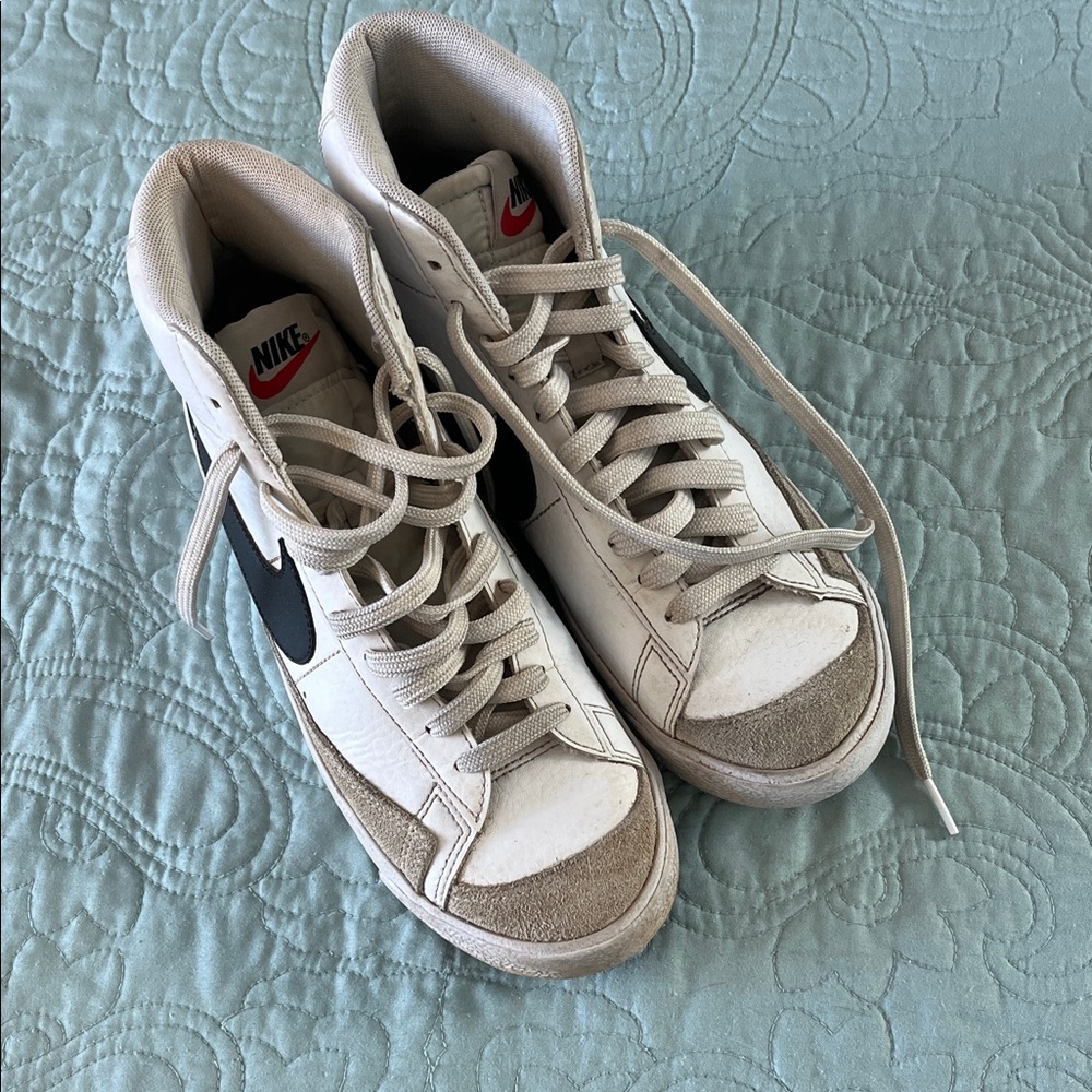 Nike Blazer Mid 77 Vintage Sneakers